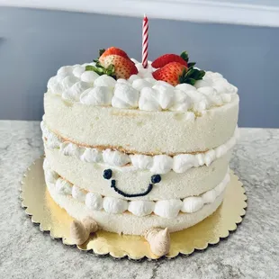 Better angle of the custom cake.