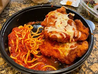 Lucci's Pizza and Pasta