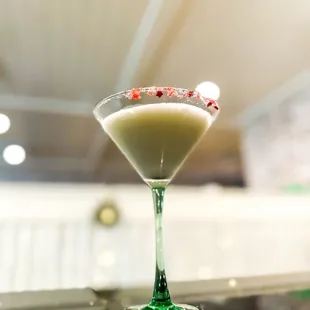 Delicious candy cane martini! Perfect for the Christmas season!
