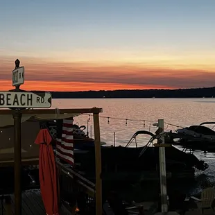 ramen and noodles, outside