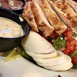 Note the chicken amount on this Cobb Salad