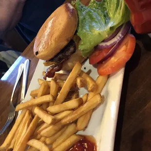 bacon cheeseburger