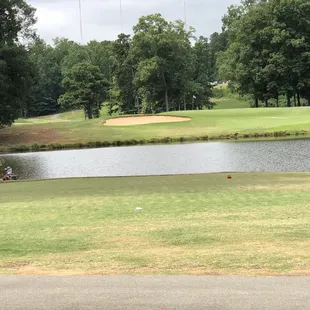 The Par 3 15th hole from the White tees. Check out the flag.