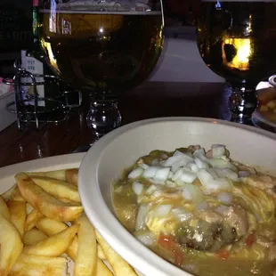 Small slopper burger and beer!  Heaven!!