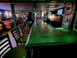 Skip's Bar & Grill