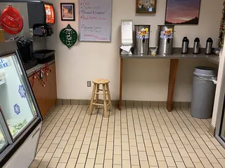 Dominick's Deli