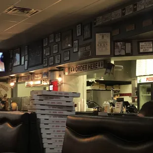 Delivery driver touching his hair, the girl who doesn't wash hands but washes to do her hair