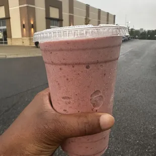 Strawberries and cream smoothie