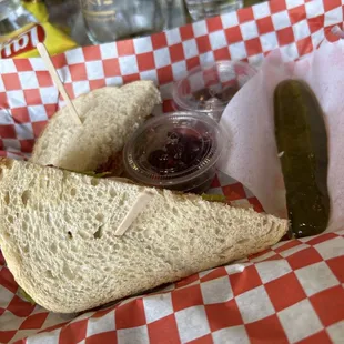 BLT