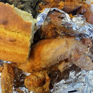 chicken wings and fried chicken, bbq chicken, chicken wings, food, fried chicken, bbq wings, fried chicken wings, chicken, poultry