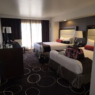 Standard two queen room with extras for a great price!