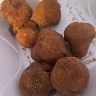 This is a full order? At one time that box was so full they used toothpicks to close it. There's inflation &amp; then there's a total rip off