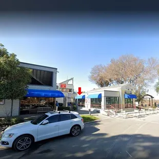 Not located on the waterfront with water views