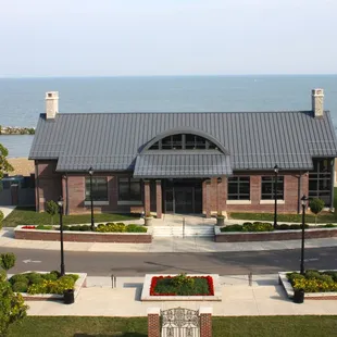 Can't beat the million dollar view.