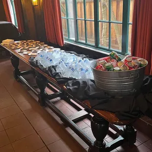 sushi and sashimi, interior