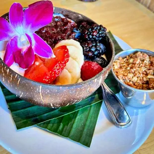 A yogurt bowl with fresh fruits