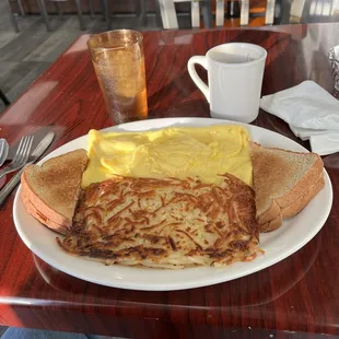 Smoked Ham and Cheese Omelette with Hashbrowns