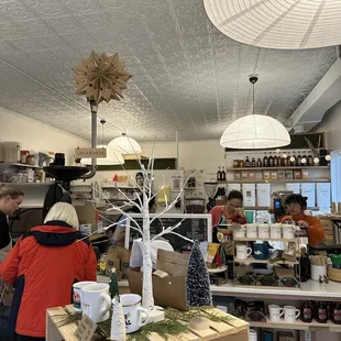 customers in a coffee shop