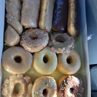 donuts, food, dough desserts