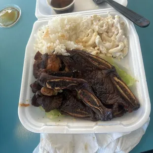 Hawaiian BBQ Short Ribs, beef &amp; chicken combo