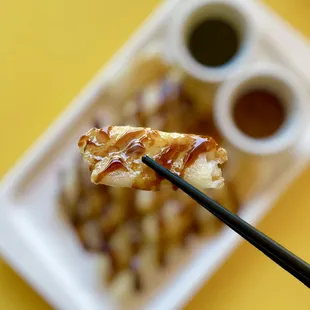 混醬豬腸粉 Rice Roll w/ hoisin, peanut sauce | $8.75 (choice of pan-fried or steamed)