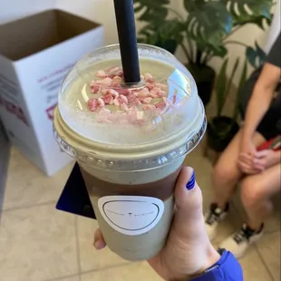 Peppermint Oreo shake