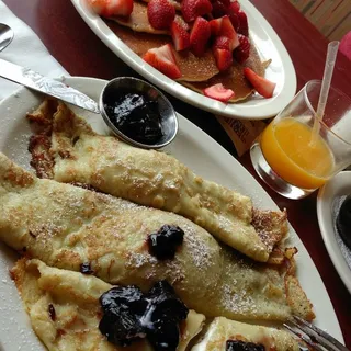 Strawberry Pancakes