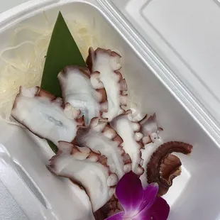 Tako Sashimi (Octopus)