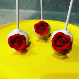 Mothers Day rose cake pops