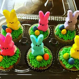 Easter bunnies cupcakes