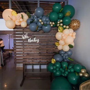 Safari themed balloons