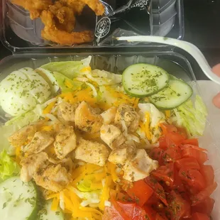 It was a pretty great salad. I'm extremely full and I'm writing this right after I finished eating