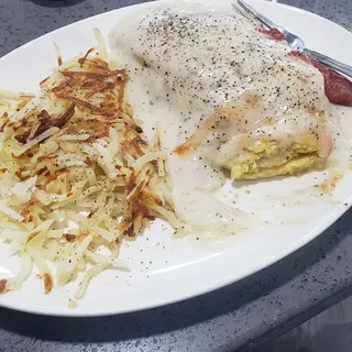 Biscuit and Gravy Omelette