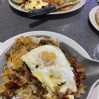 Meat Lovers Skillet