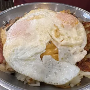 Gypsy skillet with eggs over easy