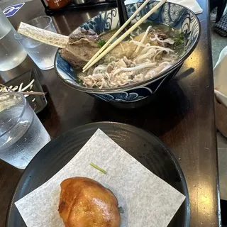 Single Golden Bao