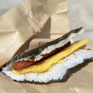 The Classic Supamu IG: @ammysalamii