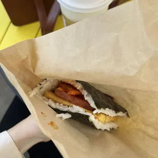 A convenient handful of K-Pop Supamu