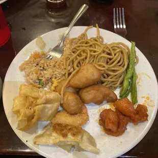 Lo mein, Sweet and Sour Chicken, Pot sticker, Fried Rice, and more.