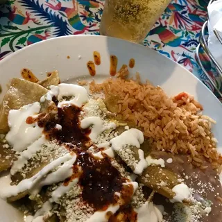 Chilaquiles Puercos Plate