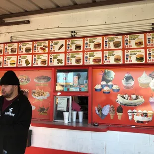 ramen and noodles, interior