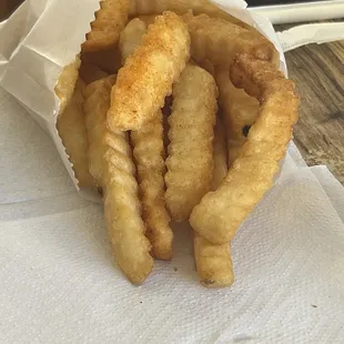 Crinkle cut fries