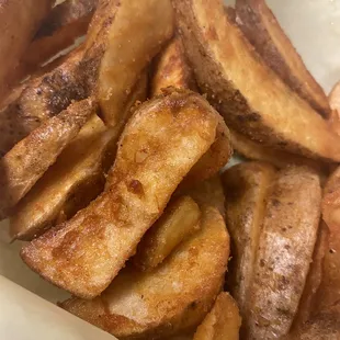 SEASONED POTATO WEDGES
