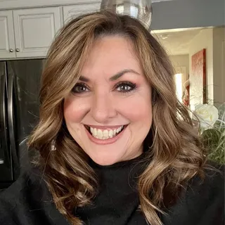 Tracey B.