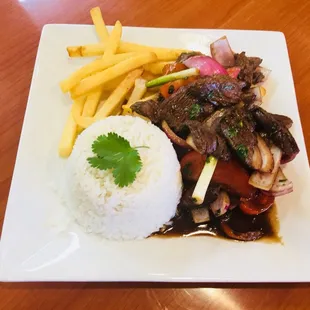Lomo Saltado Super Chicken Rico in rosedale md 443-868-7493
