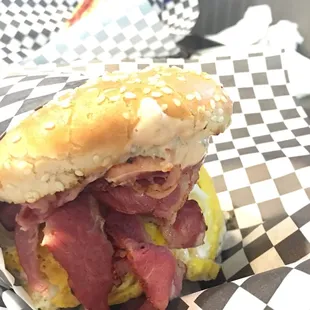 Pastrami Burger