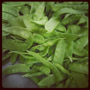 Weekly delivered vegetables to guarantee freshness.