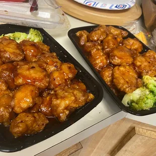 Orange chicken and General Tsos