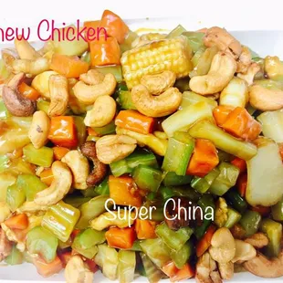 cashew chicken with vegetables and cashews