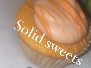 Solid Sweets N Treats